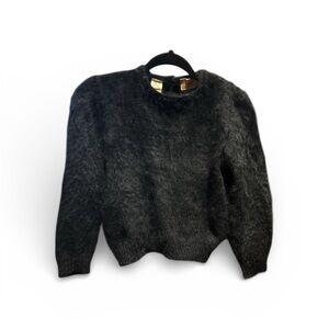 Chic Black Women's Crew Neck Sweater